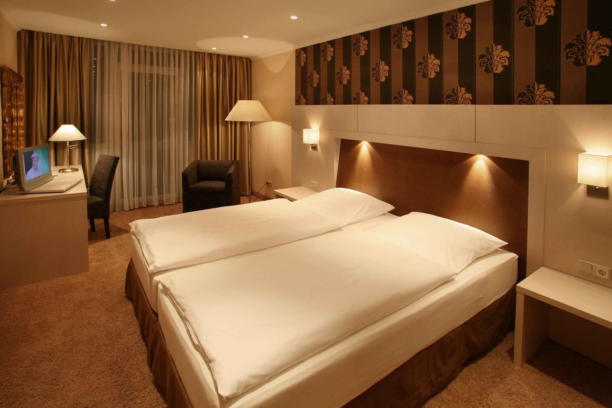 Hotel & Spa Waldecker Hof Willingen  Exterior photo